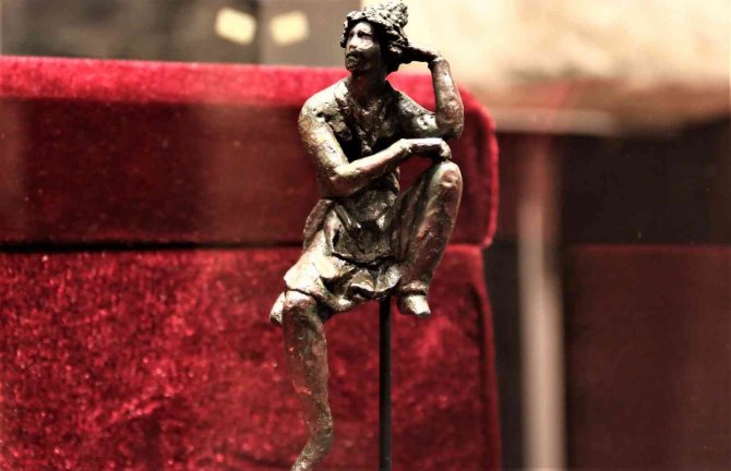 Yıllar Önce Türkiye’den Yağmalanarak Amerika’ya Götürülen 9 Parçadan Oluşan 6 Eser Ait Oldukları Yere Kazandırıldı