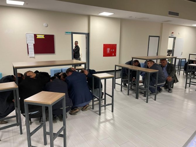 Selendi’de "Çök Kapan Tutun" Tatbikatı