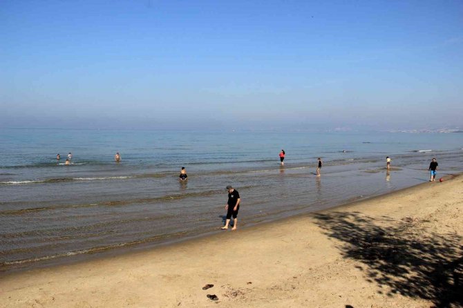 Aydın’da Deniz Keyfi Devam Ediyor