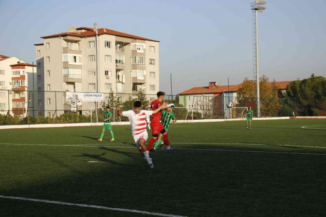 Genç Horozlar Pendikspor’u 3 Gol İle Uğurladı