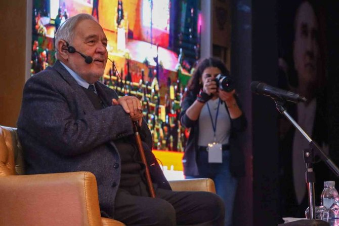 Yalova’da Kültür Sanat Sezonu İ̇lber Ortaylı İle Açıldı