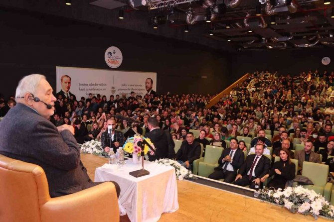 Yalova’da Kültür Sanat Sezonu İ̇lber Ortaylı İle Açıldı