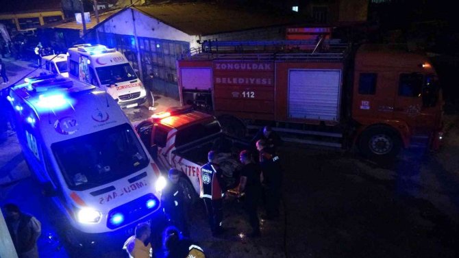 Zonguldak’ta Üç Katlı Evde Çıkan Yangında 1 Kişi Hayatını Kaybetti