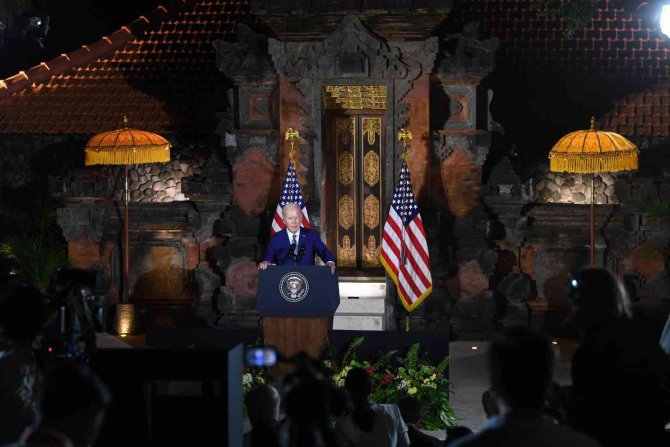 Biden: "(Çin İle İlişkiler) Yeni Bir Soğuk Savaş Olmayacağına Kesinlikle İnanıyorum”