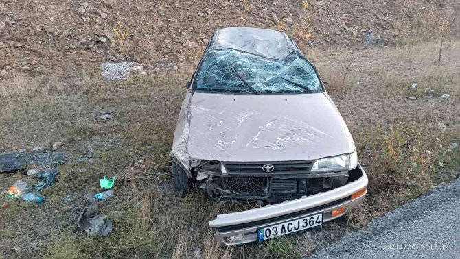 Takla Atan Otomobilde 4’ü Aynı Aileden 5 Kişi Yaralandı
