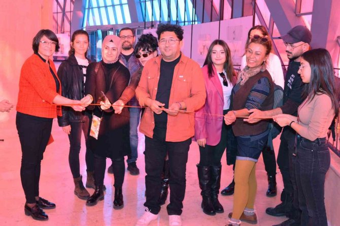 Gsf’den “Monobastim Karma” Sergisi Aldı