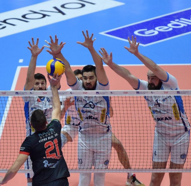 Arkas Spor Seriye Başladı