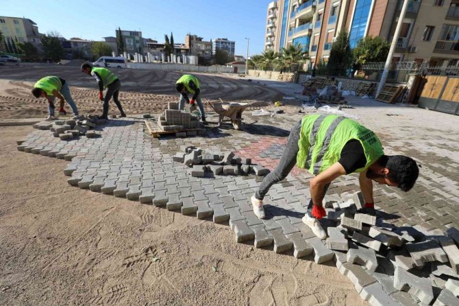 Buca’da Yol Ve Otopark Çalışmaları Kesintisiz Sürüyor