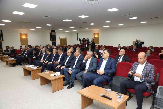 Büyükşehir Meclisi Nizip’te Toplandı