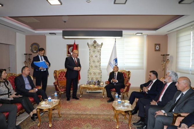 Özhaseki Başkan Çerçi Ve Ekibini Kutladı