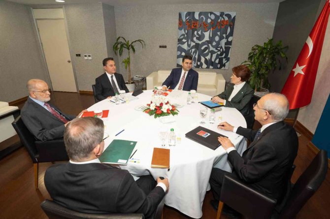 Deva Partisi Ev Sahipliğinde Gerçekleşen Altılı Masa Toplantısı Sona Erdi