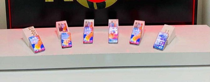 Kaçakçılar Cep Telefonu Ve Kamyon Lastikleriyle Yakalandı