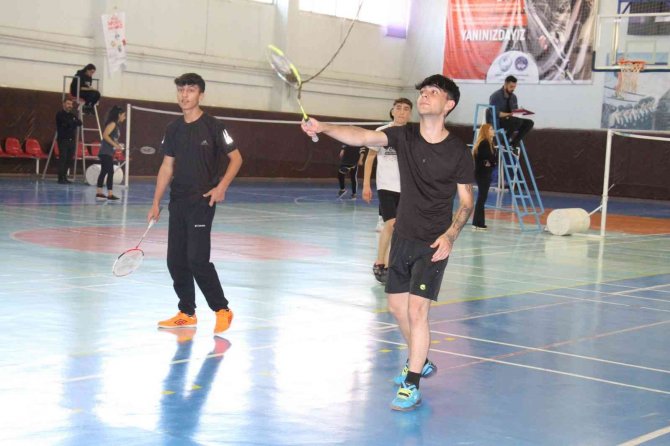 Badminton Turnuvası Sona Erdi