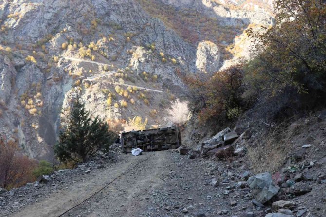 800 Metrelik Bağ Yolu Ölüm Yolu Oldu