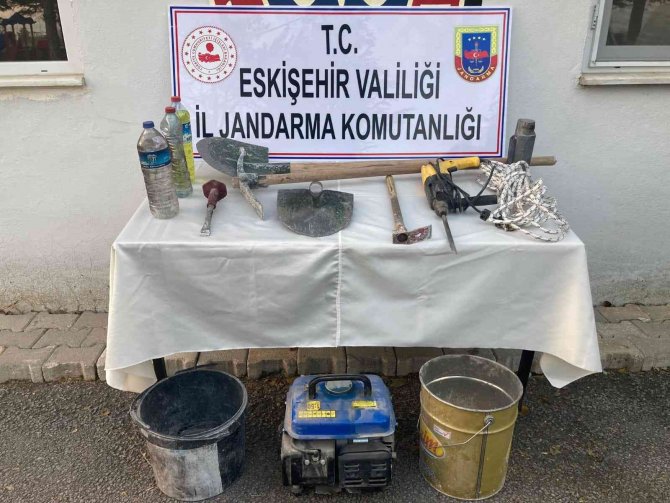 Kaçak Kazıya Jandarmadan Suçüstü