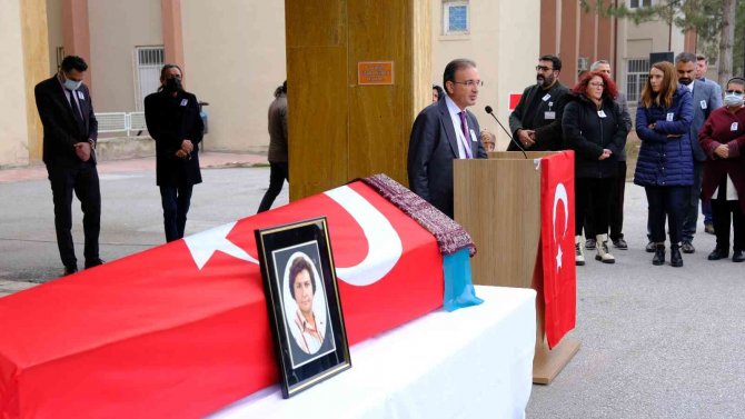 Vefat Eden Akademisyen Son Yolculuğuna Uğurlandı