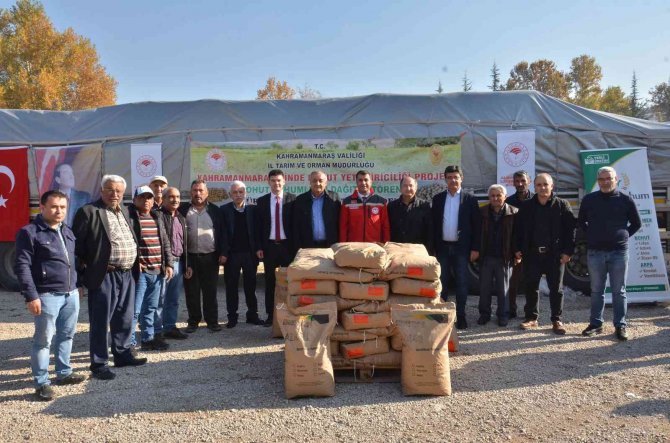 Elbistan’da Üreticilere Yüzde 50 Hibe Destekli 75 Ton Nohut Tohumu Dağıtıldı