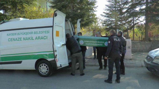 Kayseri’de Bir Evde Yaşlı Çiftin Cesedi Bulundu