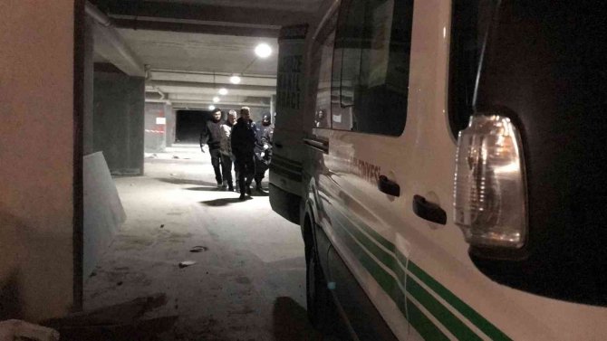 Kocaeli’de Cinayet: İ̇nşaat Halindeki Binanın Ofisinde Silahla Vurularak Öldürüldü