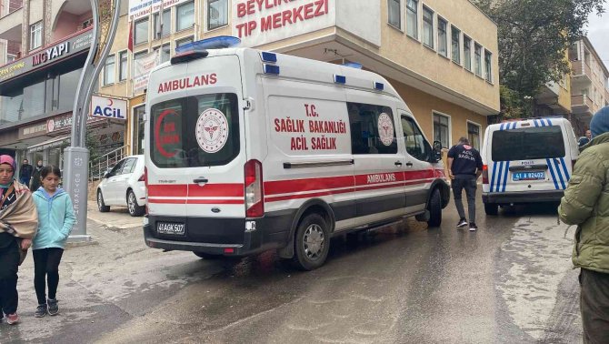 Oyun Oynarken Yangın Çıkaran 3 Çocuk Hastanelik Oldu