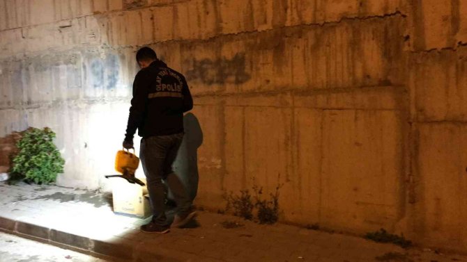Sokaktaki Kavga Kanlı Bitti: 1 Kişi Silahla Yaralandı