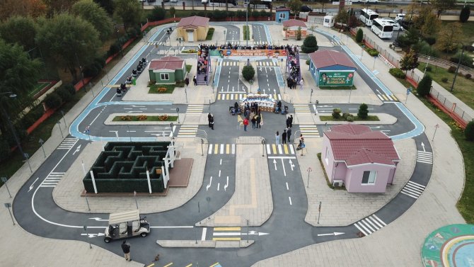 Küçükçekmece’de ‘Trafikte Çocuk Güvenliği’ Seferberliği