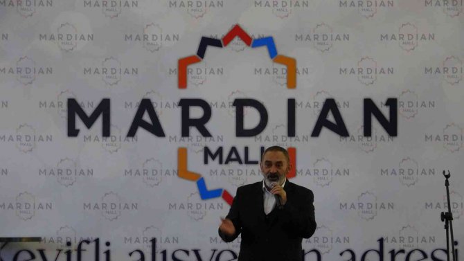 Mardin’de Şiir Dinletisine Yoğun İlgi