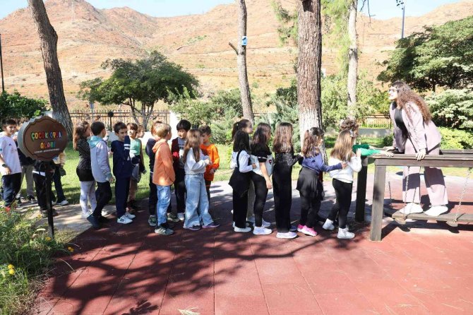 Marmaris’teki Bilim Parkı Milaslı Öğrencileri Ağırladı