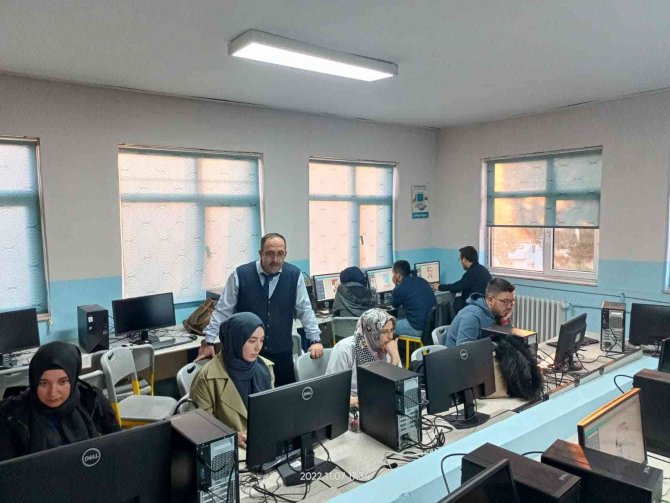 Pazarlar’da “Okul Temelli Mesleki Gelişim” Çalışmaları Devam Ediyor