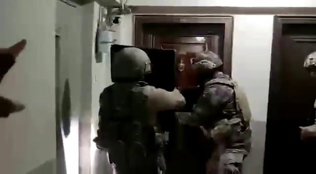 Nefes Kesen Operasyonlarda Onlarca Kilo Uyuşturucu Ve Silah Ele Geçrildi