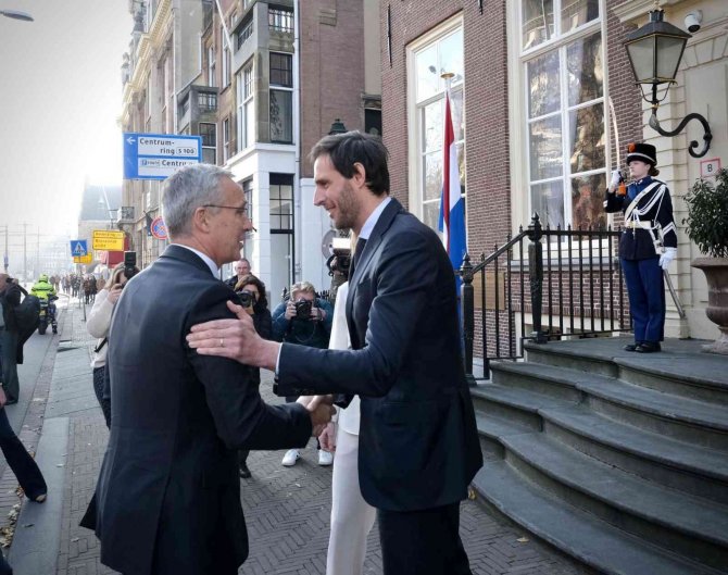 Stoltenberg: “Rusya’yı Küçümseme Hatasına Düşmemeliyiz”