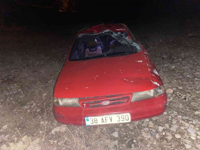 Şarampole Yuvarlanan Otomobilin Sürücüsü Hayatını Kaybetti
