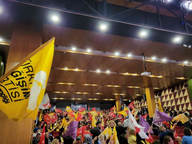 Türkiye Değişim Partisi Genel Başkanı Mustafa Sarıgül’den Togg Açıklaması
