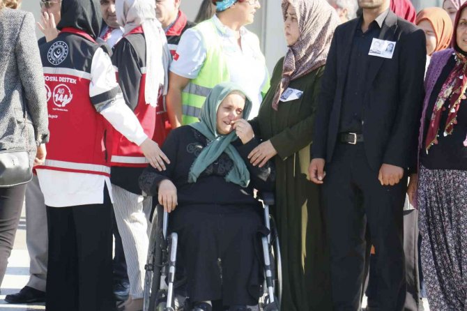 Terör Kurbanı Minik Ecrin Ve Babasının Cenazeleri Adana’ya Getirildi