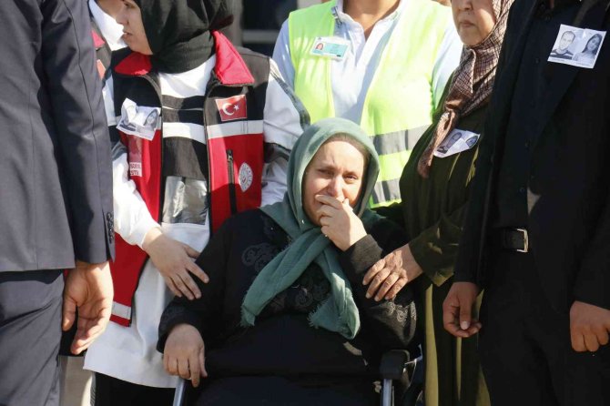Terör Kurbanı Minik Ecrin Ve Babasının Cenazeleri Adana’ya Getirildi