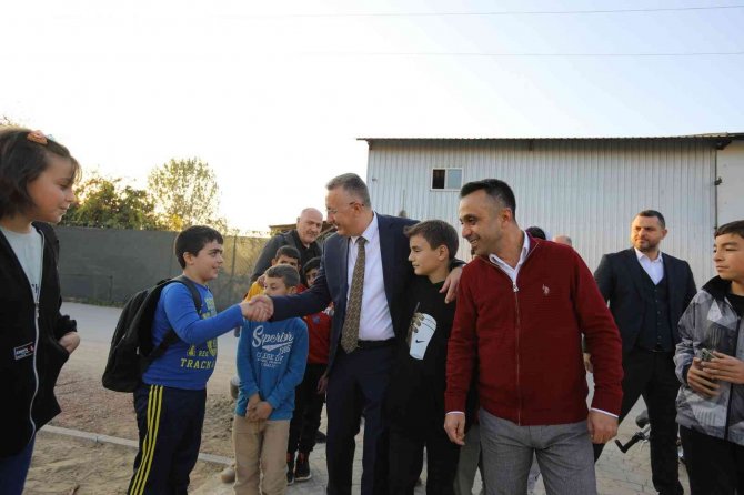 Başkan Işıksu: “Binlerce Fidanı Toprakla Buluşturmaya Devam Edeceğiz”