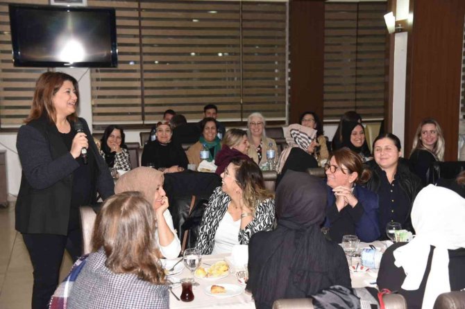 Ak Parti Bursa Teşkilatları İlkleri Gerçekleştirmeye Devam Ediyor