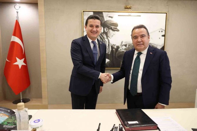 Kumluca’ya Stadyum Hazırlama Protokolü