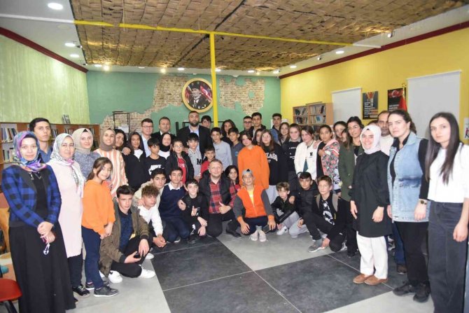 Boksör Ali Eren Demirezen, Sındırgı’ya Konuk Oldu