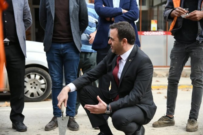 Atatürk Caddesi Konfora Kavuşuyor