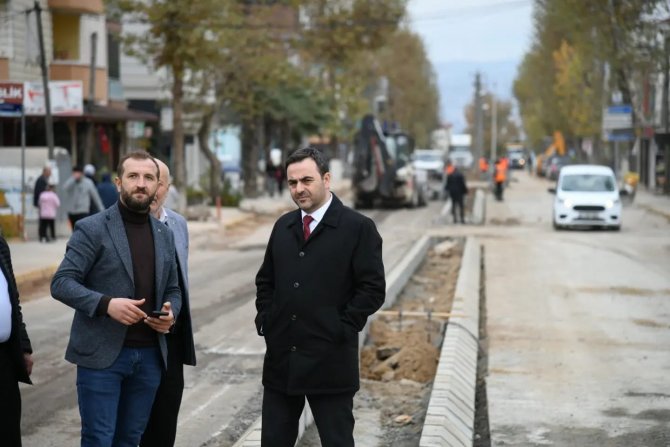 Atatürk Caddesi Konfora Kavuşuyor