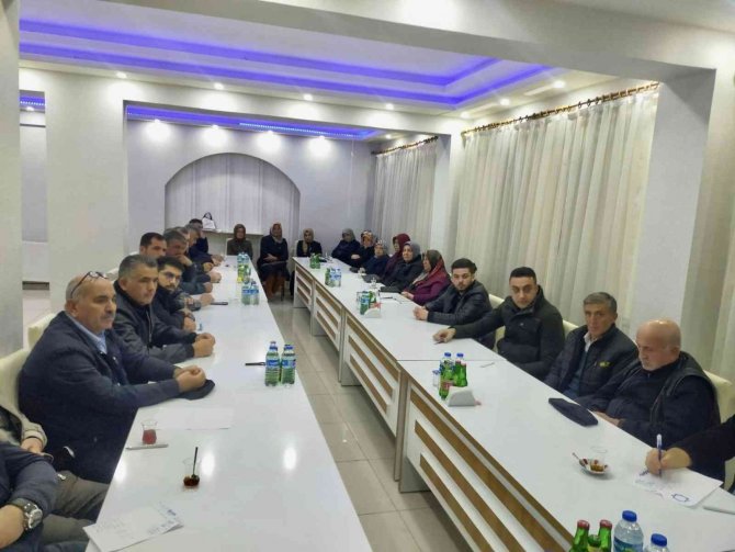 Başkan Yaman, Ak Parti Heyetine Bayırköy’de Yapılan Çalışmaları Aktardı