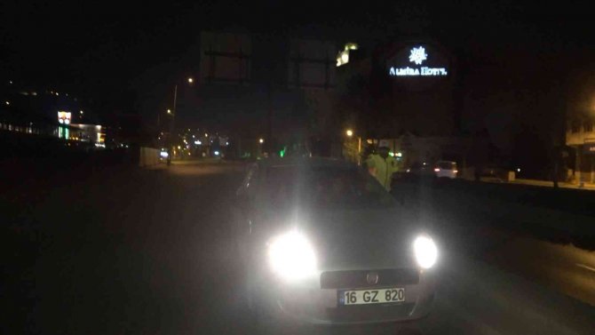 Böyle Geri Manevra Görülmedi...polislerden Arka Arkaya Özür Diledi