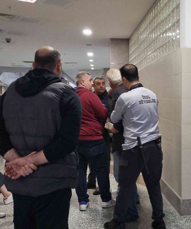 Chp’li Belediye Başkan Aday Adayı ‘Dolandırıcılık’ Suçundan Hakim Karşısında