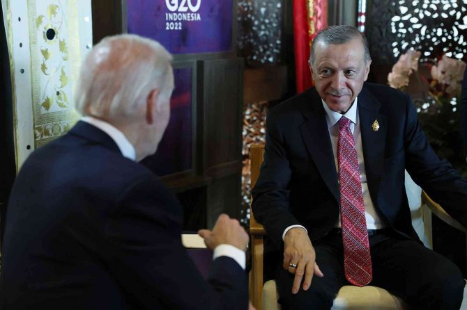 Cumhurbaşkanı Erdoğan, Biden Ve Macron İle Görüştü