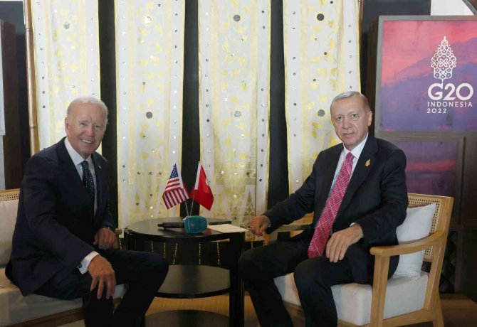 Cumhurbaşkanı Erdoğan, Biden Ve Macron İle Görüştü