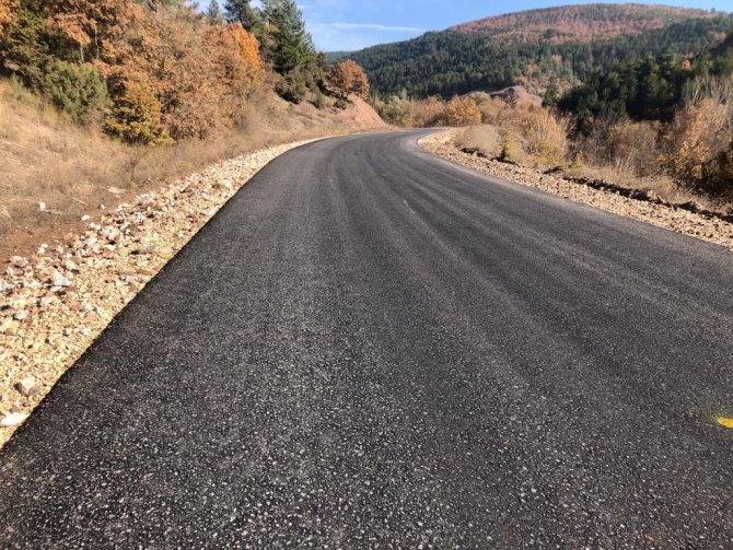 Emet Dereli Termal Turizm Merkezi Yoluna 6,5 Kilometre Sıcak Asfalt