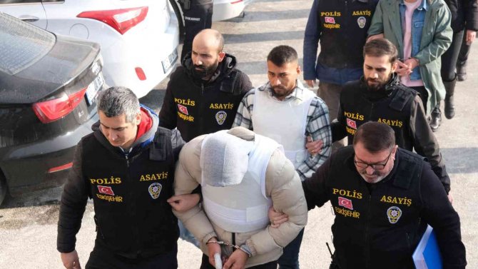 Eğlence Mekanındaki Cinayete 2 Tutuklama