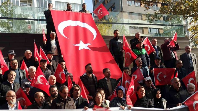 Eskişehir Kardeşlik Platformu Basın Açıklamasında Terörü Lanetledi