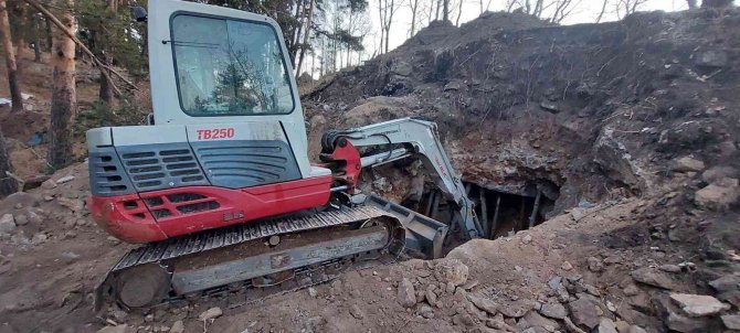 Kars’ta Defineciler ‘Pes’ Dedirtti